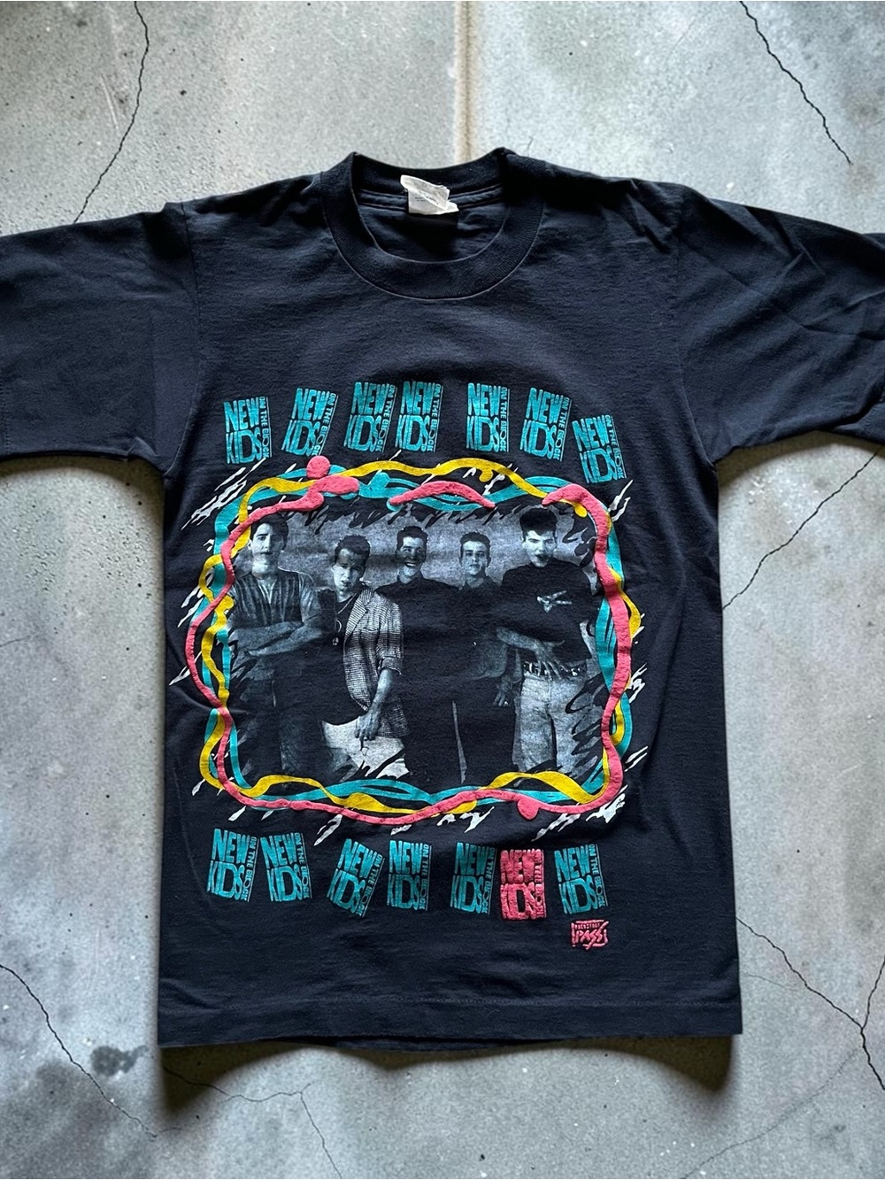 vintage 90s new kids on the block tour tee